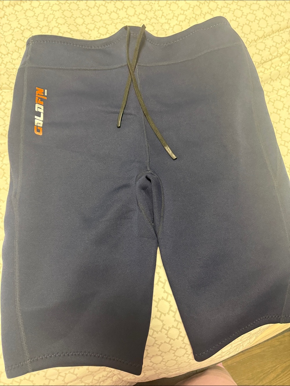 Goldfin Wetsuit Shorts Mens XL Navy Blue Excellent 2mm Neoprene Swim Surf Diving